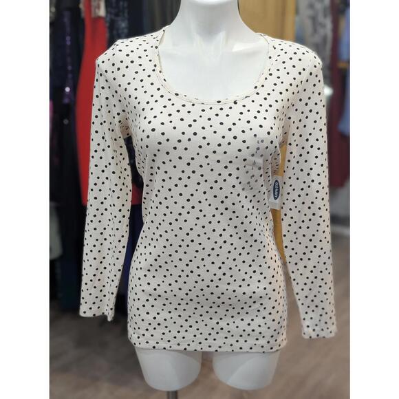 Old Navy Polka Dot LS - Picture 6 of 6